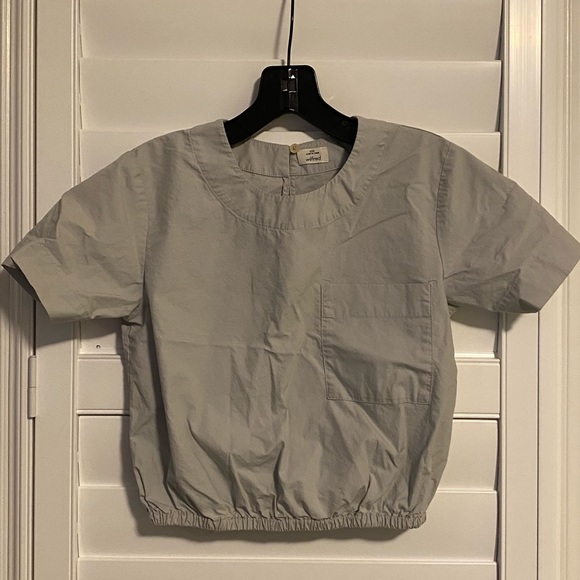 Aritzia Tops - BNWOT Aritzia Wilfred XS Cropped Top Blouse